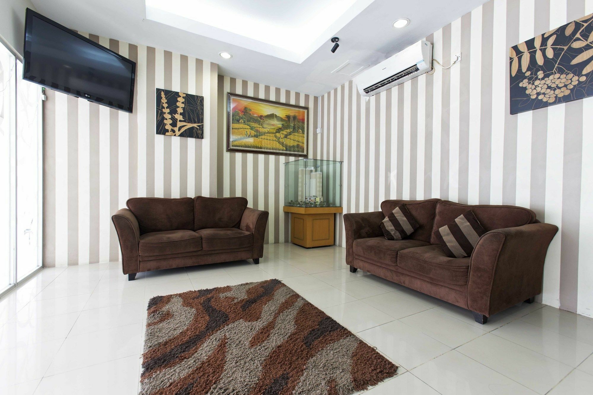 Reddoorz Apartment @ Pegangsaan Kelapa Gading 3 Jakarta Buitenkant foto