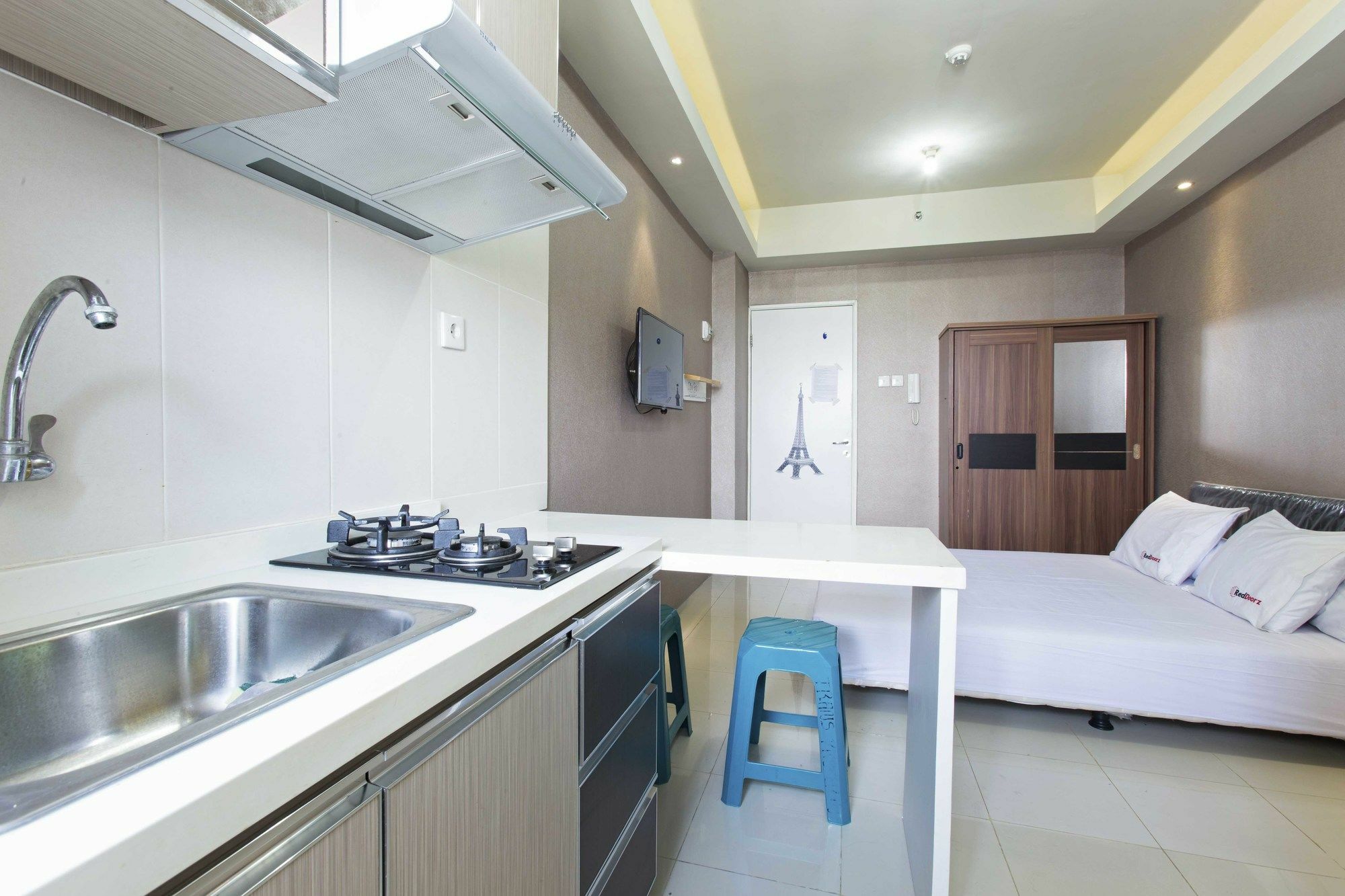 Reddoorz Apartment @ Pegangsaan Kelapa Gading 3 Jakarta Buitenkant foto