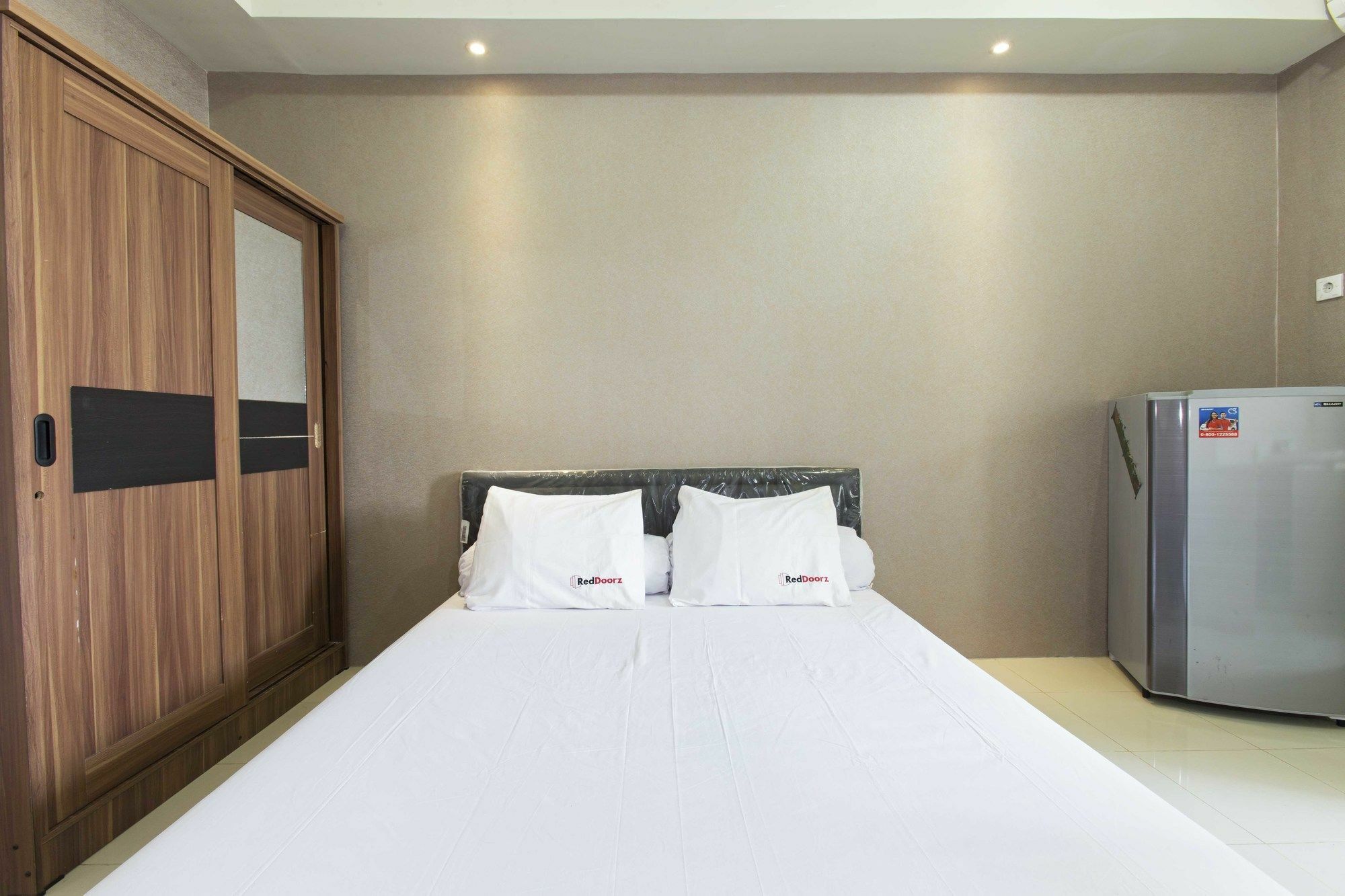 Reddoorz Apartment @ Pegangsaan Kelapa Gading 3 Jakarta Buitenkant foto